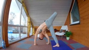 Арсений Ким/ РАСТЯЖКА ТЕЛА НА КАЖДЫЙ ДЕНЬ! Здоровый позвоночник и хорошее самочувствие за 15 минут!