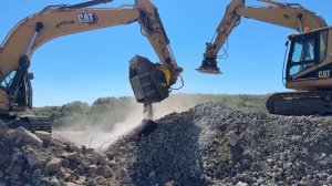 Cat 340 с ковшом дробилки, Cat 325B с магнитом для лома, Cat 365C -