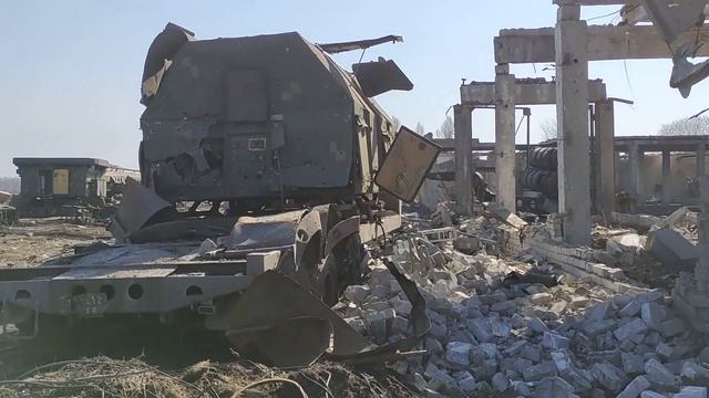 СВО День 34: Уничтоженные позиции дивизиона ЗРК С-300 ВСУ смотреть онлайн