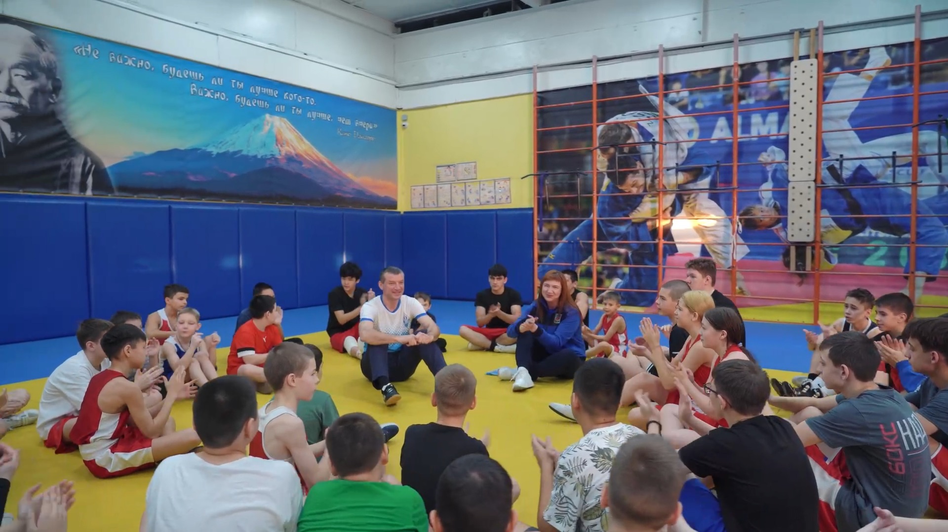 Мастер-класс чемпиона мира по боксу Евгения Макаренко смотреть онлайн