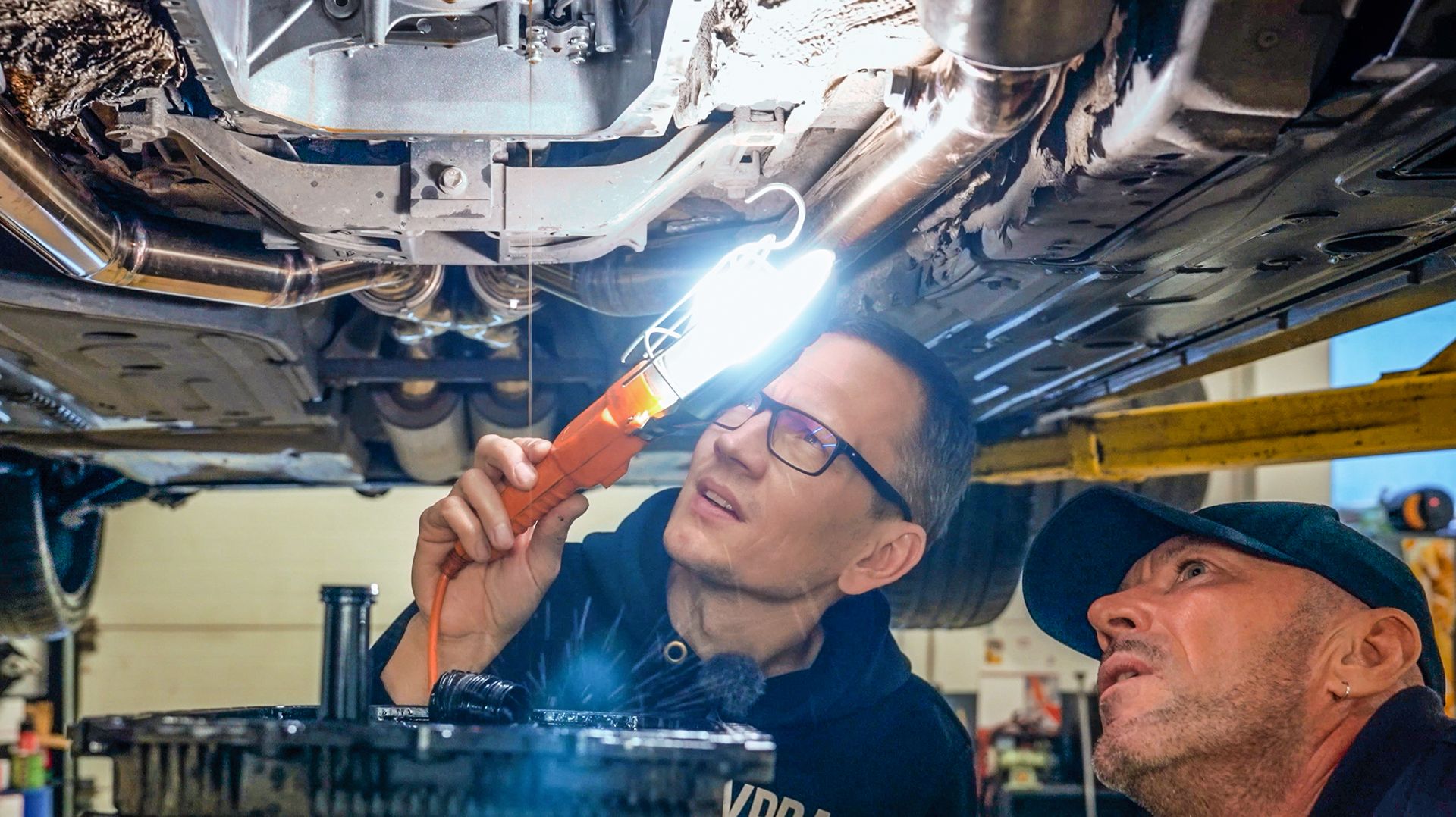 КОГДА КУПИЛ СТАРЫЙ ЯГУАР. КАБЗДА РУЛЮ. смотреть онлайн