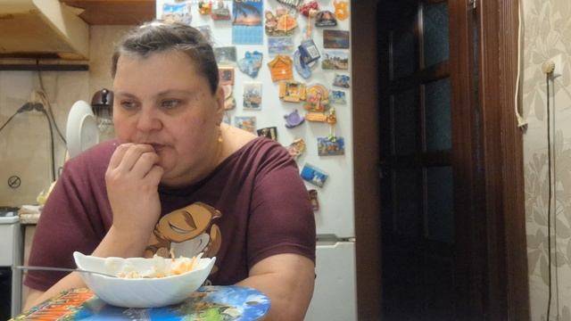 ем очень вкусную капусту по вашему не будет смотреть онлайн