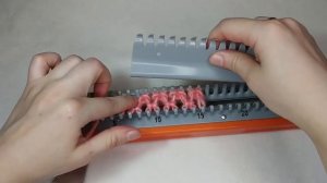 9 УЗОР РЕЗИНКА 2*2 КРУЧЕНАЯ | пышная резинка | ручная вязальная машина Ивушка | loom knit как вязать