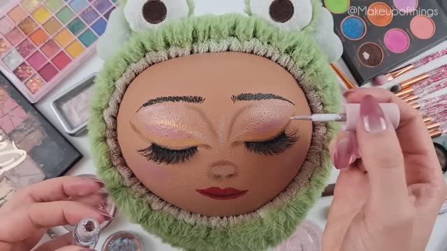 ASMR Makeup on Pomelo🍈 (No talking) смотреть онлайн