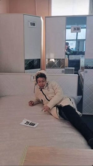 МЫ СЧАСТЛИВЫ! ИРИШКА ЧИКИ ПИКИ И БЕЗУМНЫЙ ПАША ВЫБРАЛИ СЕБЕ КРОВАТЬ