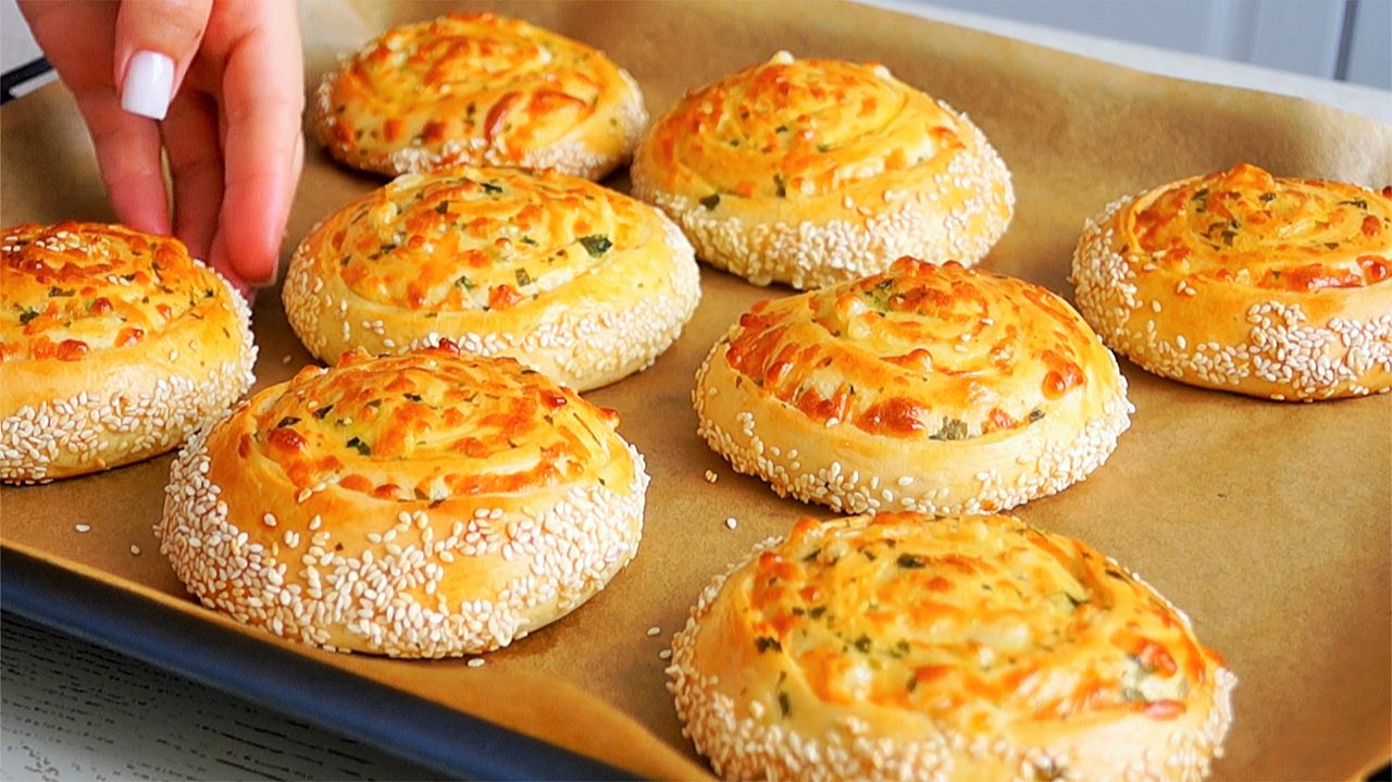 Вся СЕМЬЯ ЛЮБИТ эти ЛЕПЁШКИ. Лепёшки с сыром и зеленью смотреть онлайн