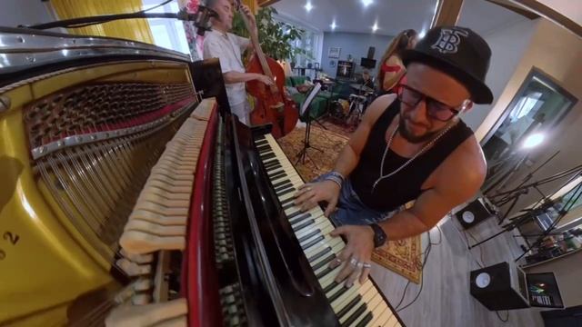 Любите девочки - Live Cover