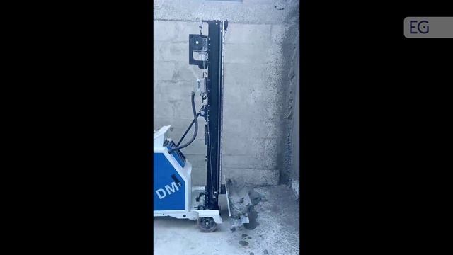 Робот штукатур D32E смотреть онлайн