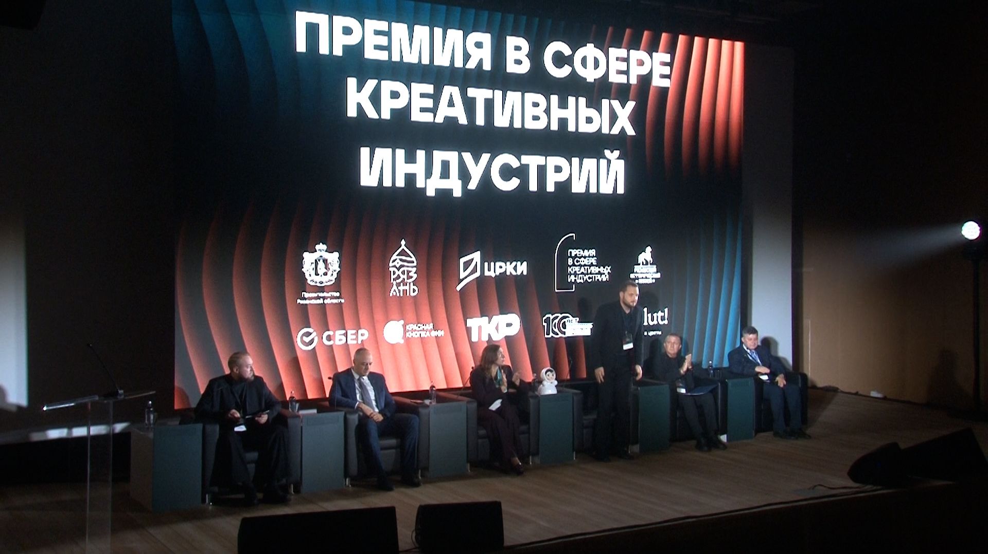 ЛУЧШИЕ СРЕДИ КРЕАТИВНЫХ смотреть онлайн