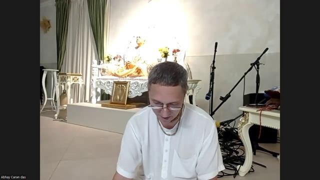 Настройка на джапу Абхай Чаран дас 28.11.2025 смотреть онлайн