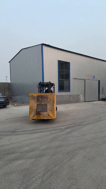 Электропогрузчик CPD-25, демонстрация работы