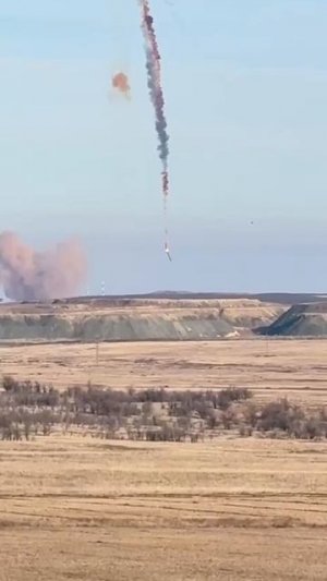 Неудачный пуск ракеты, что именно за ракета, пока не известно.Возможно это УР-100Н с блоком Авангард