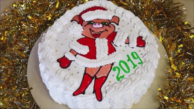 торт ШОКОЛАДНАЯ девочка украшение торта на НОВОГОДНИЙ стол смотреть онлайн