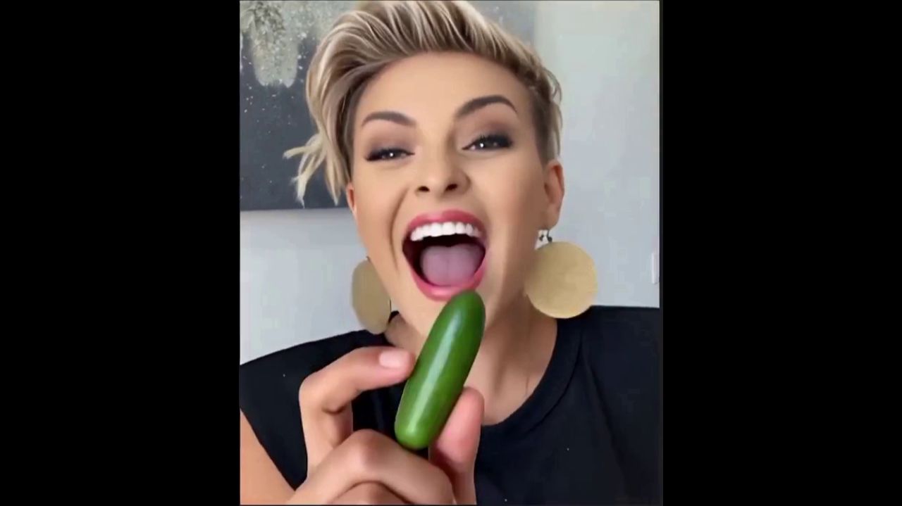 no short dick man смотреть онлайн