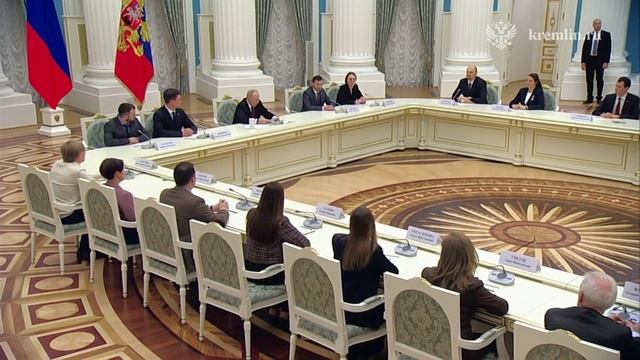 О сотрудничестве государства, бизнеса и науки смотреть онлайн