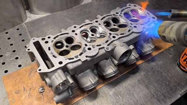 Ремонт ГБЦ Suzuki Hayabusa 1300R GSX