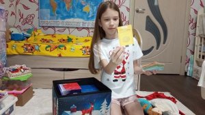 Распаковка новогоднего подарка! что же там? узнаем в этом видео!(1ч.)