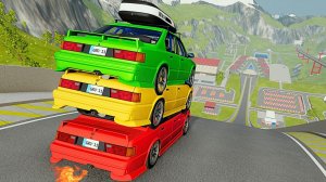 Кто долетит до ВОДЫ? Машины с гигантской рампы против трамплина и молотов! - Сборник #186