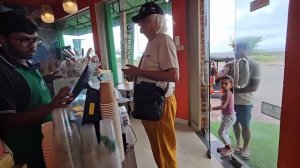 Её унесло в океан и 5 часов она ждала помощь! Наконец-то мы попали в номер Чехова. Едем к черепахам