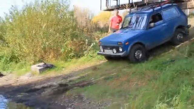 Русская забава, утопить АВТО , а потом доставать.!!! смотреть онлайн
