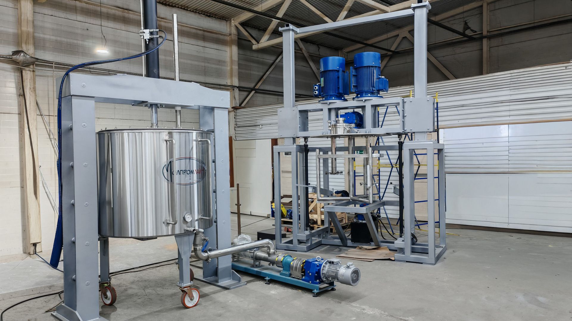 Диссольвер ДС 600 — для производства жидких и густых продуктов средней и высокой вязкости