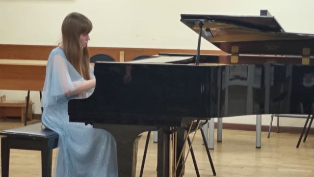 Мендельсон .Песня без слов.Фа диез минор.Исполняет Баталова Амелия . 🎹 смотреть онлайн