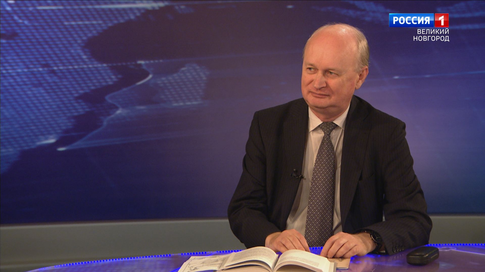 ГТРК СЛАВИЯ ИНТЕРВЬЮ 01.12.25_Игорь Анкудинов, историк смотреть онлайн