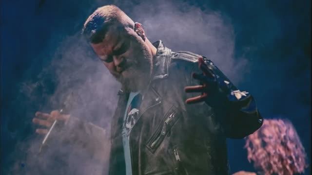 Киноконцерт - поет Павел Пламенев смотреть онлайн