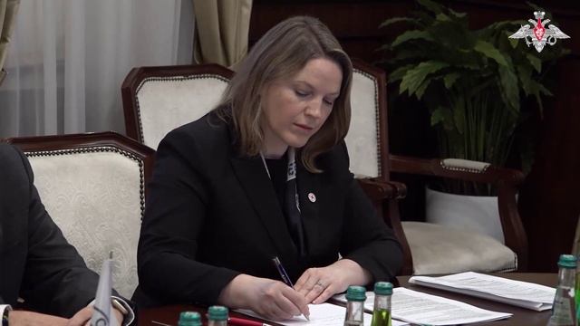 Встреча зам. МО РФ Василий Осьмаков с делегацией Международного Комитета Красного Креста смотреть онлайн