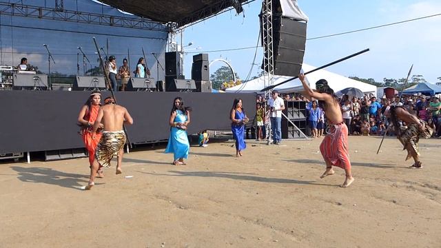 Tena, Prezentacion..danza Shuar 2014