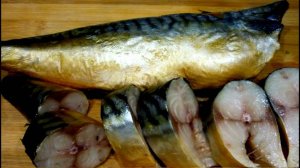 Малосольная скумбрия в луковой шелухе - Вкуснее чем копченая! Засолка скумбрии в бутылке.