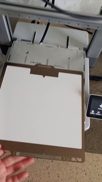 Печать фонового экрана для крепежа для съемки видео на 3Д принтере из ПЛА пластика смотреть онлайн