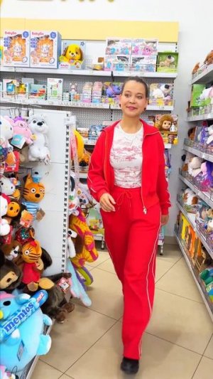 АРИАНА ЗАБЫЛА ПРО ЭЛИ