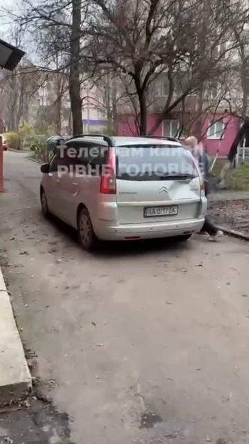 терминатор ухилянта руками расфигачил свиновозку тцкашников смотреть онлайн
