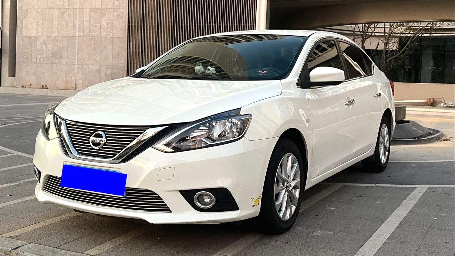 Nissan Sylphy смотреть онлайн