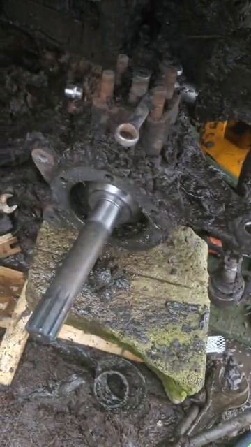 Вот так иной раз приходится возиться на передке🙏🤍💙❤️🇷🇺🇷🇺🇷🇺 смотреть онлайн