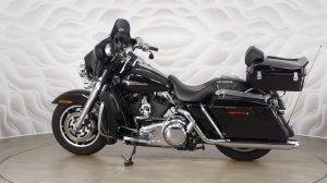 Harley-Davidson Street Glide vin 5HD1KB4128Y625727