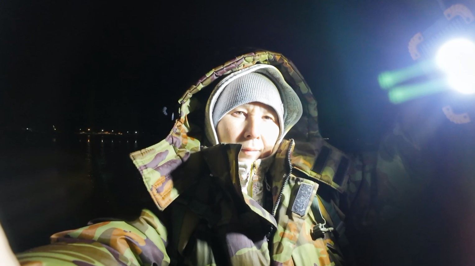 Сезон штормов приносит морские дары.. смотреть онлайн