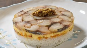 Простой салат из скумбрии. Отличное украшение новогоднего стола