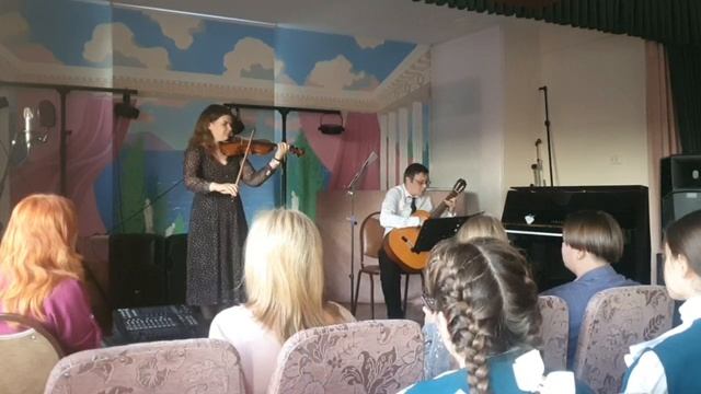 2_5282883398409420755