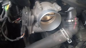 Плавают обороты двигателя на холодную. Как почистить дроссельную заслонку Хендай тусан 4