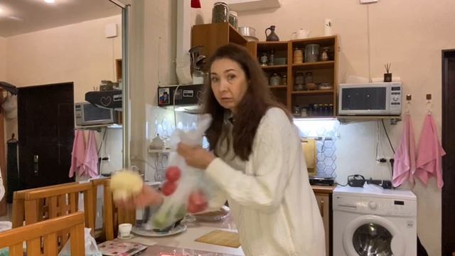 Разбор пищевых продуктов из магазина