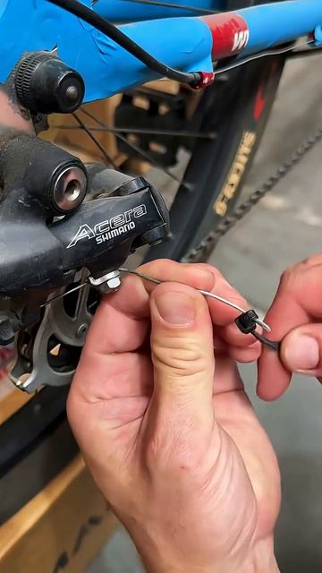 Когда электрик в душе велогонщик😁👌 смотреть онлайн