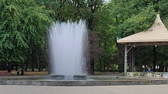 Один из фонтанов Краснодара смотреть онлайн