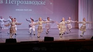 Танец "Любит, не любит" Ансамбль танца "ProЯвление". 
Всероссийский фестиваль-конкурс "Шаг к мечте"