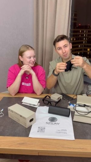 Чо думаете, прикольно?🤓 #морозовы #распаковка #raybandisplay #юмор