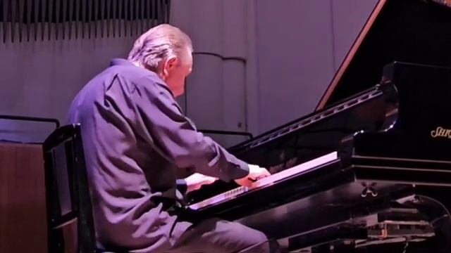 Бах Прелюдия и Фуга №15 соль мажор BWV 884 Михаил Плетнев Милан 17.11.25