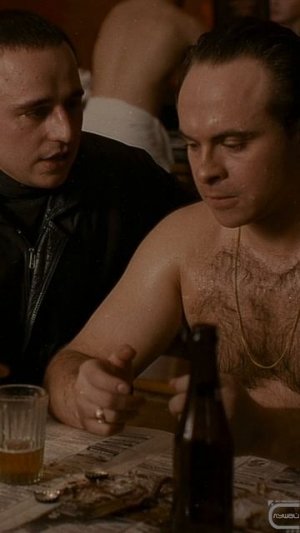 🎬 Брат - Ну Татарин, жизнь висит на нитке, а думает о прибытке.