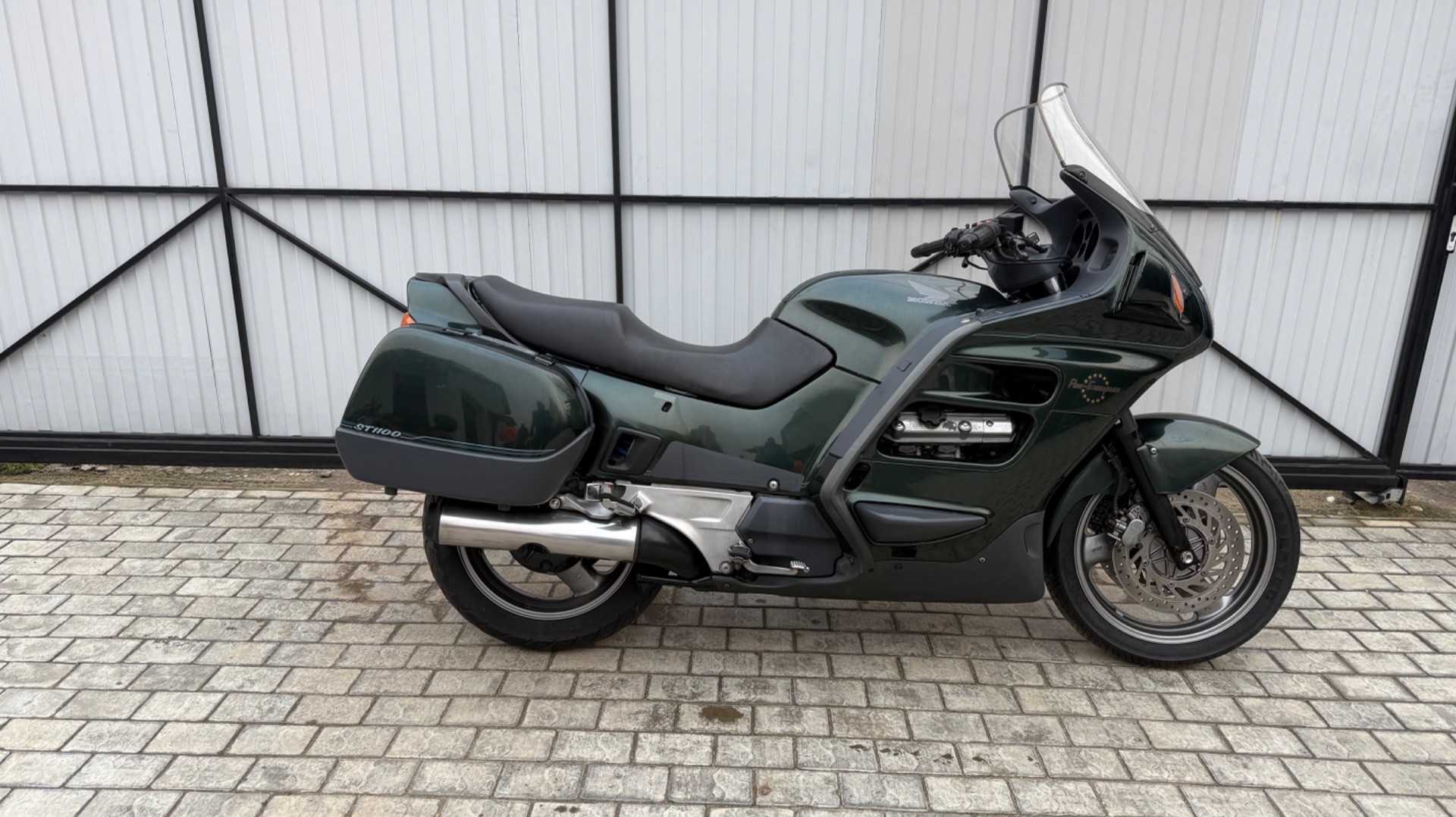Обзор мотоцикла Honda st1100, 1996 год. смотреть онлайн