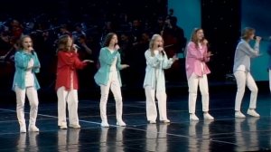 Яркий финал! Завершающий номер «Детства яркий свет» - Детская школа искусств «Гармония»